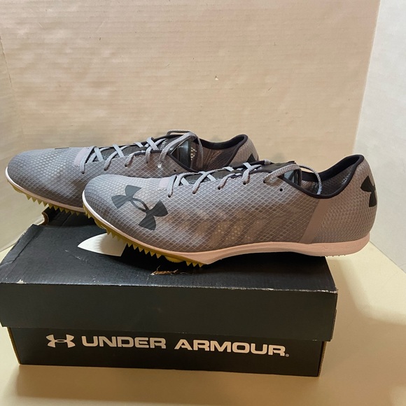 Under Armour Kick Distance 2 Track Shoes Grey Men’s Size 13 New - Picture 1 of 7